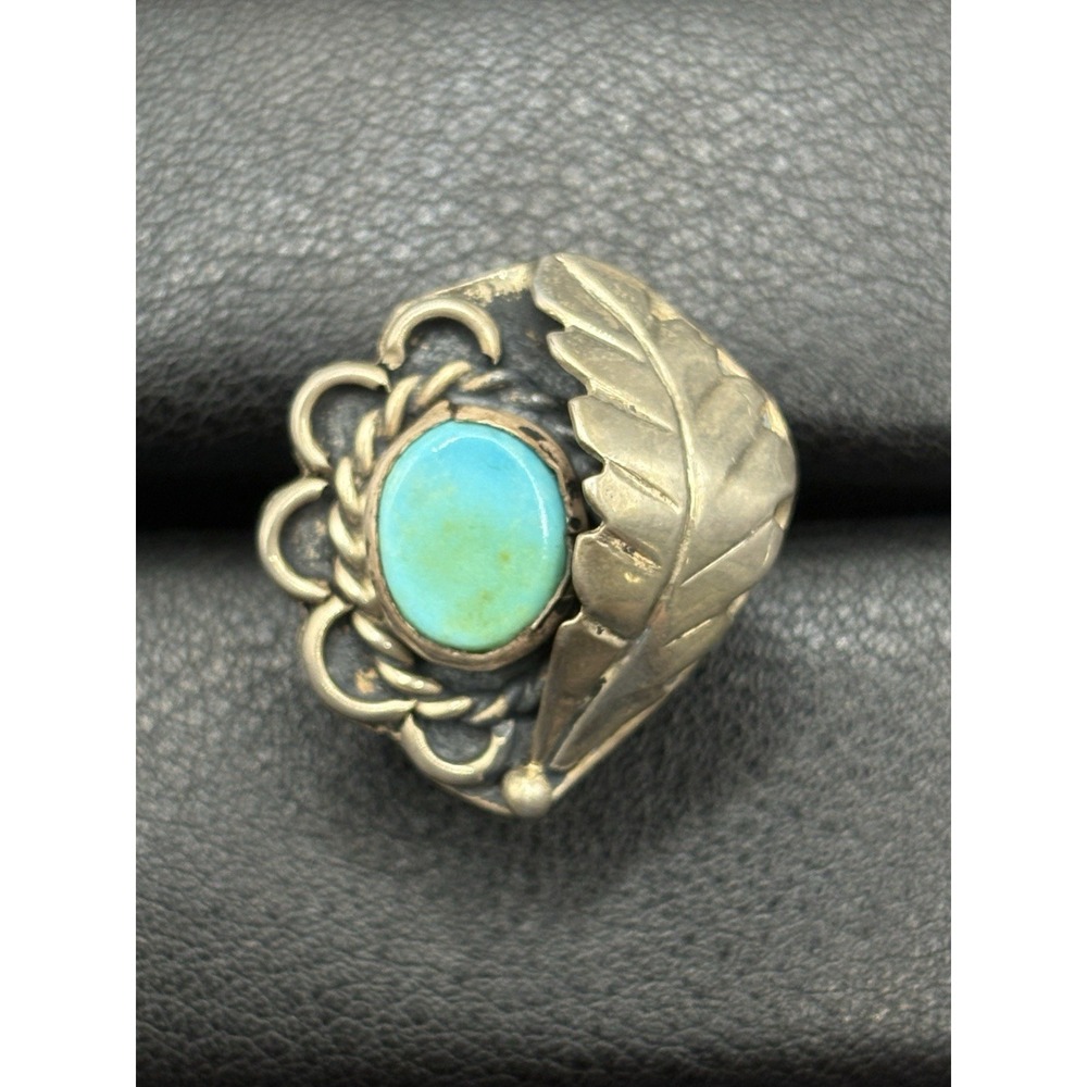 Vintage Sterling Silver Southwestern Leaf Turquoise Ring 6 Grams Size 8 F17